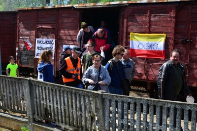 Pociągiem na Ziemie Odzyskane. Odtworzą podróż repatriantów na Dolny Śląsk [FILM] - 10