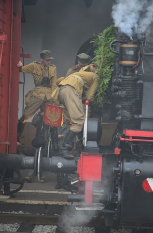 Pociągiem na Ziemie Odzyskane. Odtworzą podróż repatriantów na Dolny Śląsk [FILM] - 3