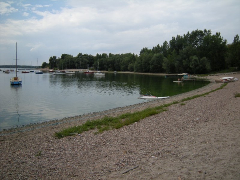 Znaleziono kajak 39-latka. Teraz przeszukają Jezioro Mietkowskie - Stok/wikipedia/CC 3.0