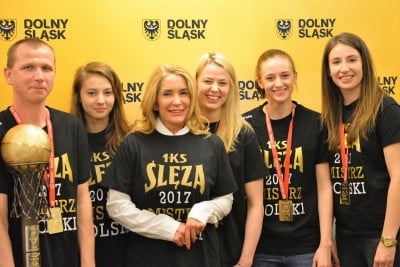 Ślęza Wrocław u marszałka. Koszykarki dostały nagrodę sportową - 14