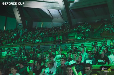 W Hali Stulecia słychać wystrzały karabinów. Do Wrocławia zjechali gracze i fani esportu - 1