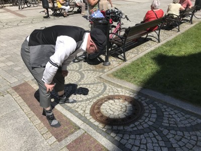 O ptaszku w potrzasku. Czyli o tym jak w Jeleniej Górze ratowano gołębia [ZDJĘCIA] - 6