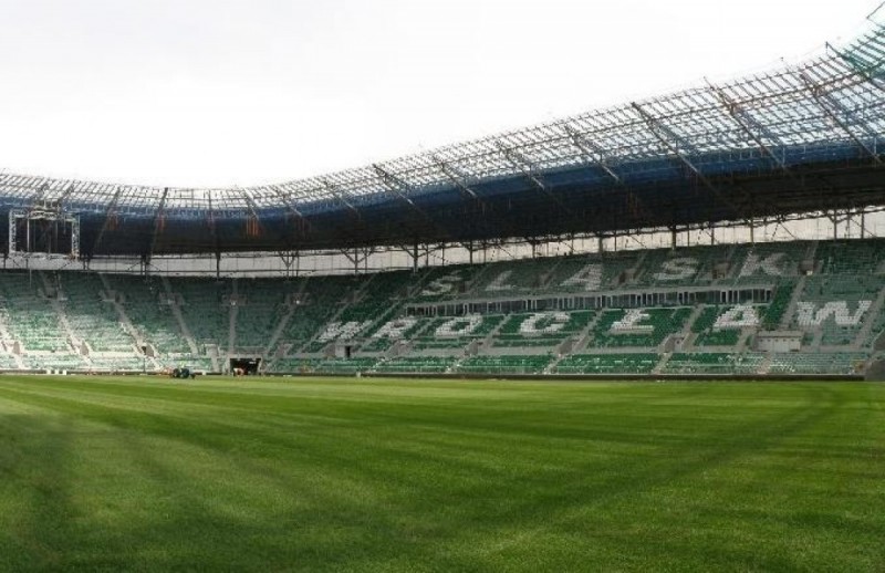 Wiemy, kto chce doradzać miastu w sprzedaży Śląska Wrocław -