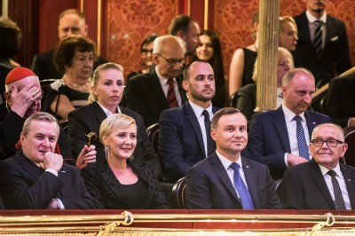 Prezydent Andrzej Duda i minister kultury Piotr Gliński na obchodach 200-lecia Ossolineum - 4