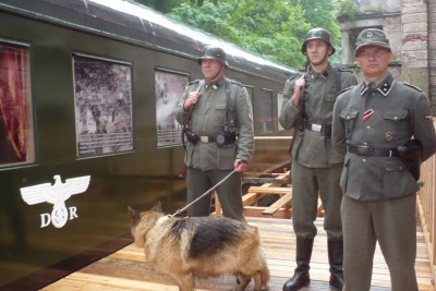 W Jedlinie Zdroju można oglądać replikę wagonu Adolfa Hitlera