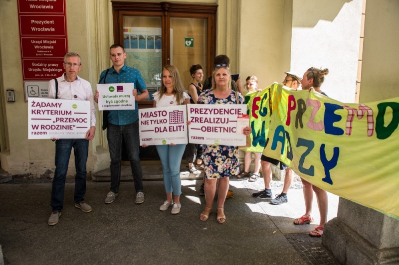 Wrocław: Będzie łatwiej o mieszkanie socjalne dla ofiar przemocy domowej - FOT: Andrzej Owczarek