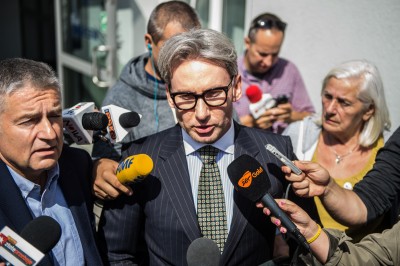 Władysław Frasyniuk przesłuchany na komisariacie - 6
