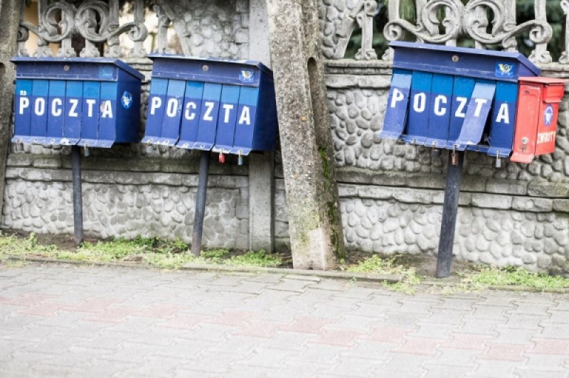 Kłamali, że… odpoczywają. Zarzuty dla 49 pracowników Poczty Polskiej w Legnicy - fot. Andrzej Owczarek