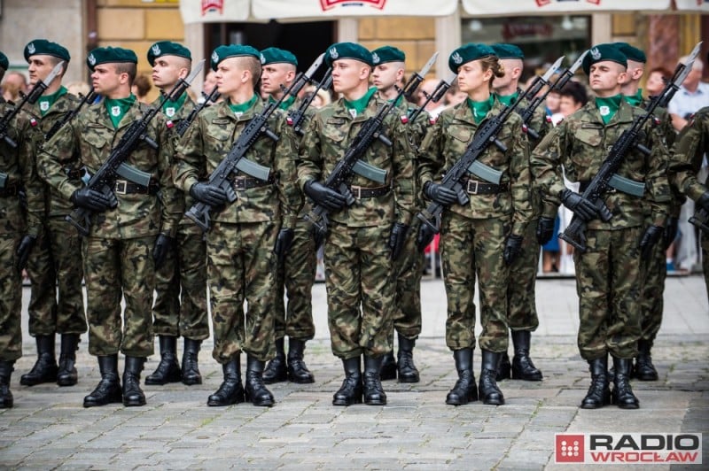 Wrocław: Armia zyskała 363 nowych oficerów [ZOBACZ] - fot. Andrzej Owczarek