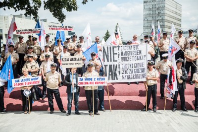 "Nie lejcie wody, dajcie pieniądze" - pikieta we Wrocławiu - 5