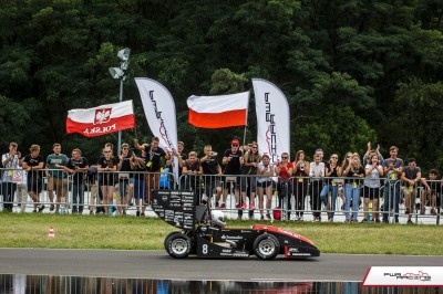 Studenci z Politechniki Wrocławskiej na podium. Zajęło im to 3,89 sekundy - 3