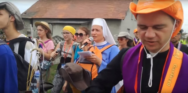 Wrocławscy pielgrzymi przerobili "Despacito" [ZOBACZ] - 