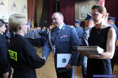 75 nowych policjantów przyjęto w szeregi mundurowych [GALERIA] - 5