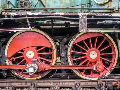 Jeździł po torach w latach 50. Teraz zabytkowy pociąg przyjechał do Wrocławia - 17