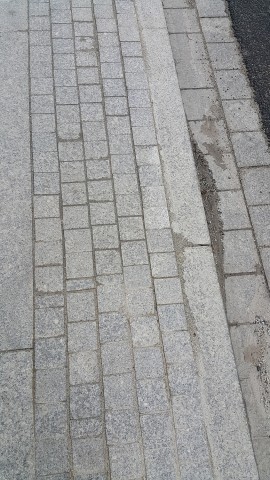 Plac Solidarności w Wałbrzychu do poprawki [ZDJĘCIA] - 2