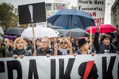 Wrocław: Protest Ogólnopolskiego Strajku Kobiet [ZDJĘCIA] - 9