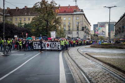 Wrocław: Protest Ogólnopolskiego Strajku Kobiet [ZDJĘCIA] - 11