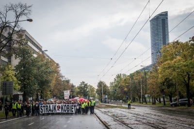 Wrocław: Protest Ogólnopolskiego Strajku Kobiet [ZDJĘCIA] - 7