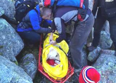 Ratownicy górscy pomogli rannemu... psu