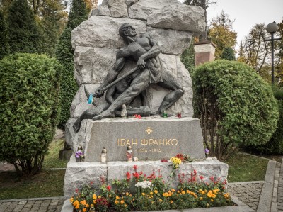 Cmentarz Łyczakowski we Lwowie: "Proście wy Boga o takie mogiły, które łez nie chcą, ni skarg, ni żałości..." [REPORTAŻ] - 138