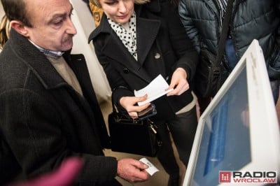 Chaos w urzędach. System rejestracji aut nadal kuleje