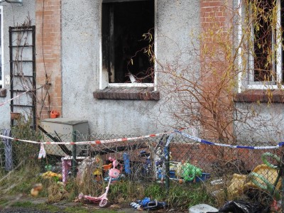 Tragedia w Piechowicach. W pożarze zginęło 3 dzieci [NOWE USTALENIA] - 4