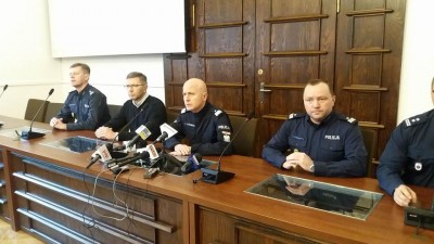 Strzelanina w Wiszni Małej. Zginął policjant i złodziej [RELACJA] - 0