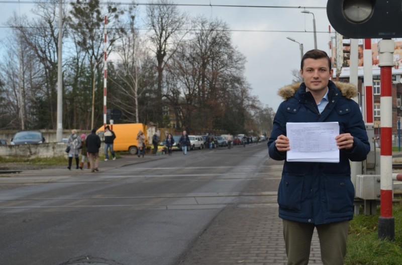 Wrocław: Mieszkańcy chcą wiaduktu przy Alei Poprzecznej - fot. mat. prasowe