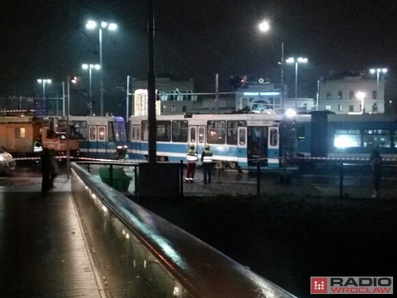 Wrocław: MPK o wczorajszym zderzeniu tramwajów na pl. Orląt Lwowskich - fot. Marek Zoellner