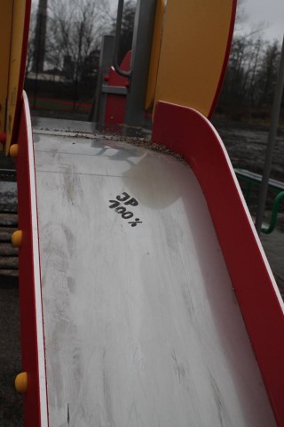 Nowe boisko baseballowe we Wrocławiu zdewastowane [ZDJĘCIA] - 12