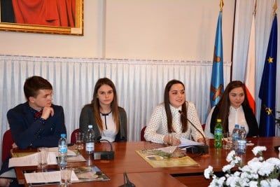 Strzegom: Młodzieżowi radni zaprzysiężeni [ZOBACZ] - 10
