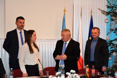 Strzegom: Młodzieżowi radni zaprzysiężeni [ZOBACZ] - 7