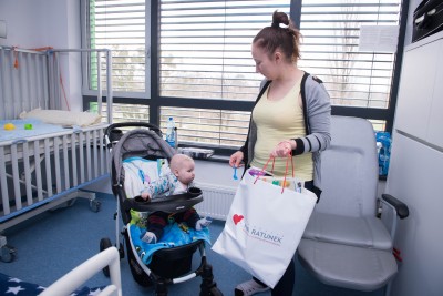 Dzieci z wrocławskiej kliniki Przylądek Nadziei obdarowane prezentami - 12