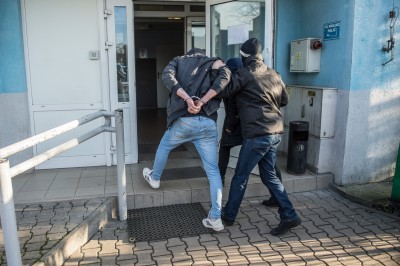 Zaatakowali obywatela Indii w centrum Wrocławia. Usłyszeli zarzuty, ale wyszli już na wolność - 2