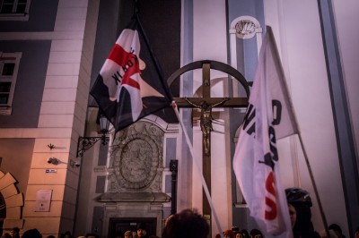 Marsz czarnych parasolek na wrocławskim Rynku [ZOBACZ] - 18