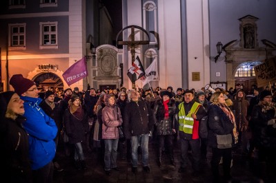 Marsz czarnych parasolek na wrocławskim Rynku [ZOBACZ] - 19