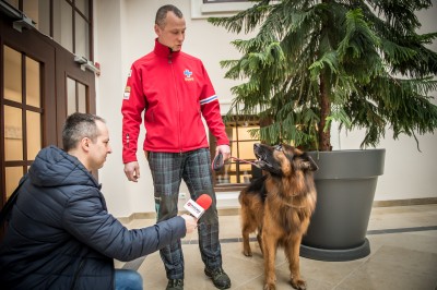 Uniwersytet Przyrodniczy bierze pod opiekę mundurowych czworonogów - 11