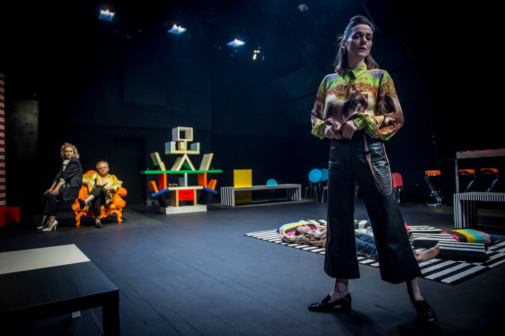 "Genialna Przyjaci&oacute;łka" w Teatrze Wsp&oacute;łczesnym we Wrocławiu [PREMIERA]