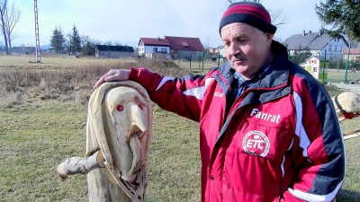Nie udało mu się wyjechać na igrzyska do Korei, więc wyrzeźbił wioskę olimpijską z drewna [FOTO] - 4