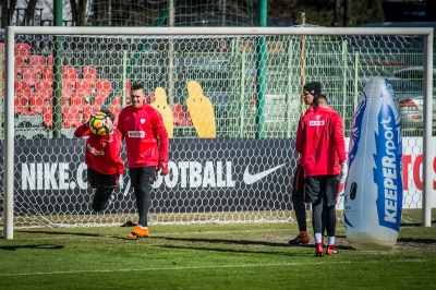 Lewandowski, Piszczek i spółka na treningu we Wrocławiu [ZDJĘCIA] - 18