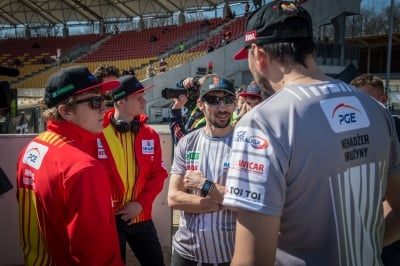 Ależ emocje na Olimpijskim! Podział punktów na inaugurację [ZOBACZ ZDJĘCIA] - 4