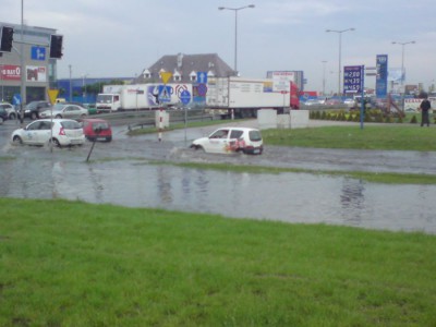 Jezioro po burzy w Bielanach Wrocławskich (Zobacz) - 6