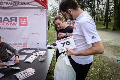 Kolejny bieg w rytmach Radia Wrocław. Tym razem na radiowej ścieżce Między Mostami [ZDJĘCIA] - 12