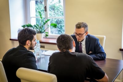 Prawnicy z Okręgowej Izby Radców Prawnych we Wrocławiu pomogą Ukraińcom - 5