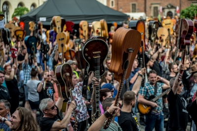 Gitarowy rekord Guinnessa pobity - 8
