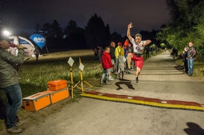 Bieg Nocny Radia Wrocław w Parku Grabiszyńskim [ZDJĘCIA] - 41