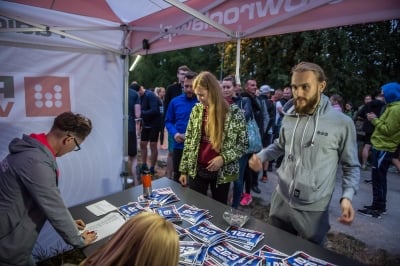 Bieg Nocny Radia Wrocław w Parku Grabiszyńskim [ZDJĘCIA] - 16