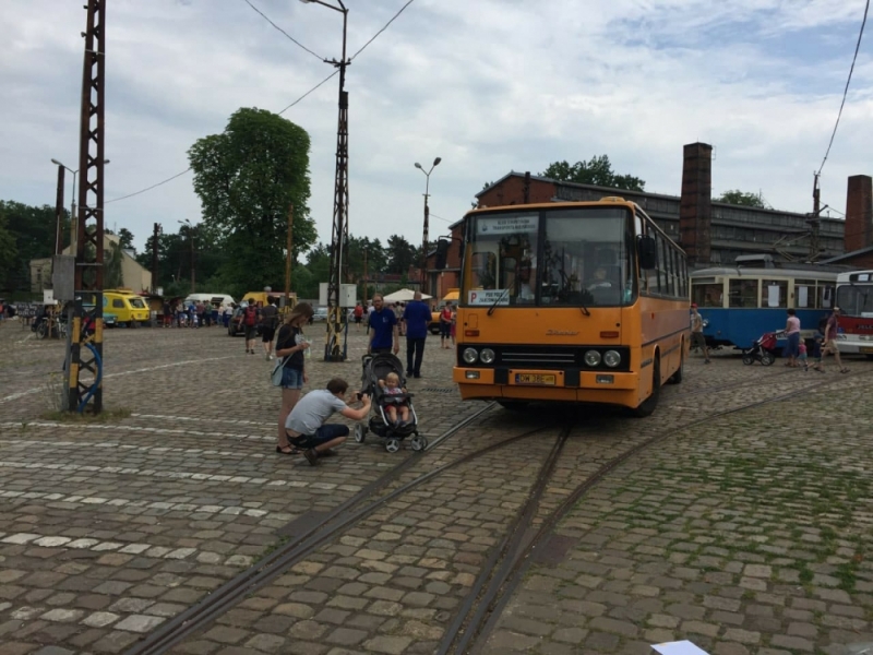 Atrakcje dla najmłodszych w zajezdni Dąbie we Wrocławiu - fot. Piotr Osowicz