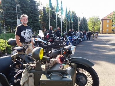 Wojskowi motocykliści ruszyli śladami generała Maczka