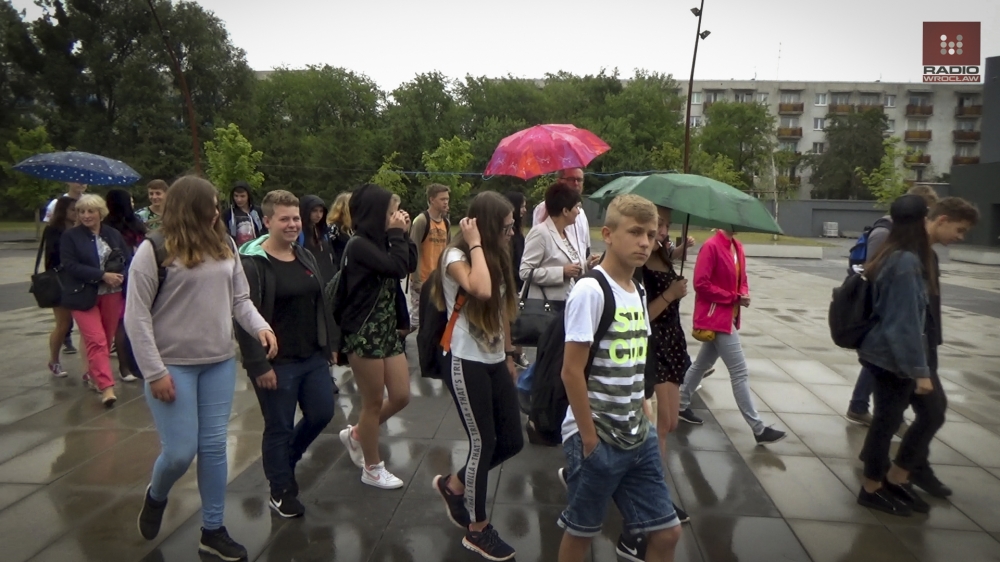 Autobusem do Zajezdni. Chcecie zwiedzić muzeum? Opłacą przejazd! [FILM]